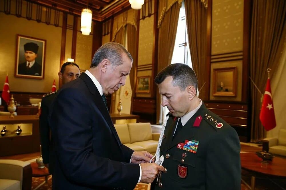 Hani hiç kimse duydu mu?